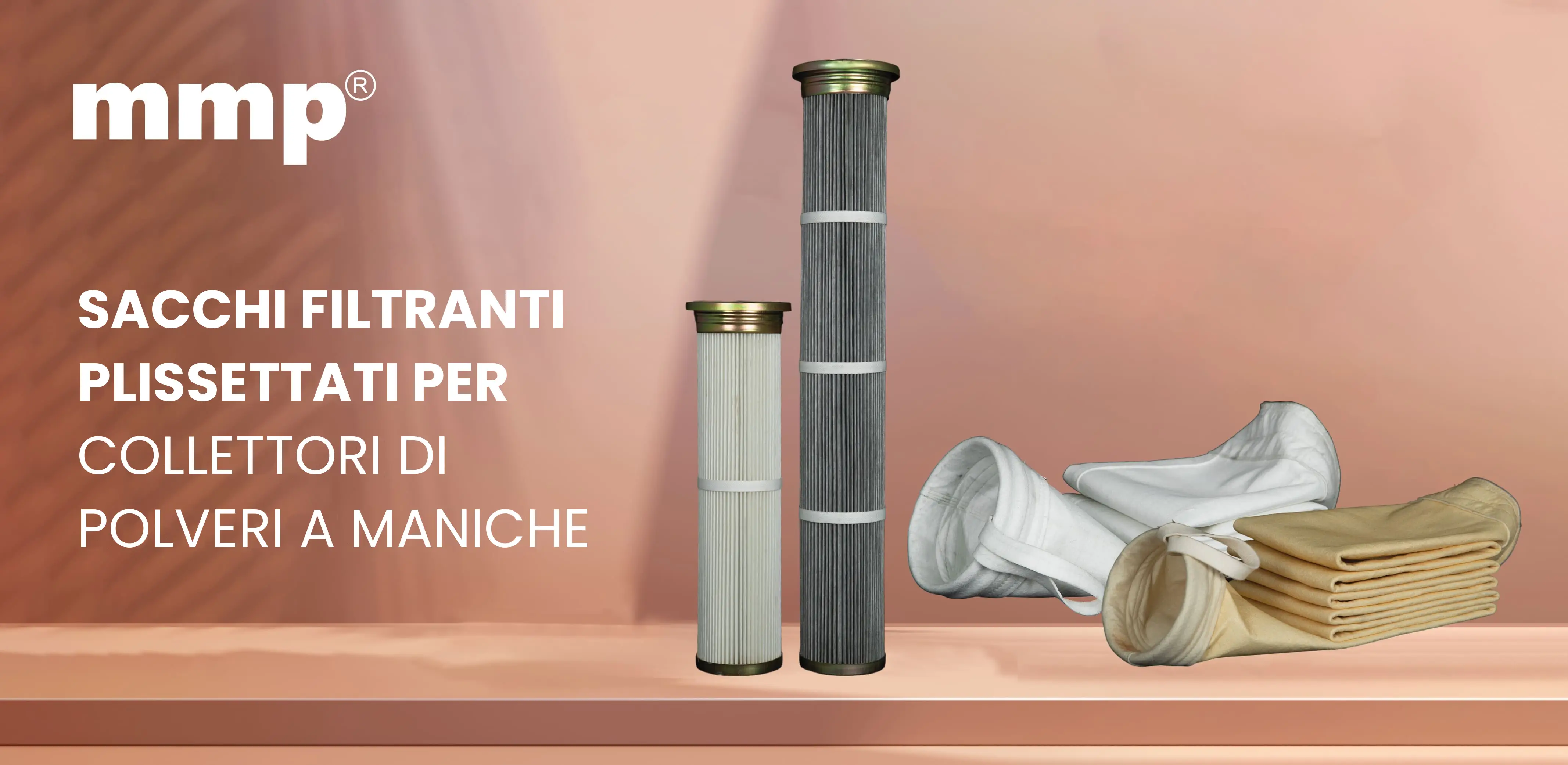 Sacchi filtranti plissettati per collettori di polveri a maniche
